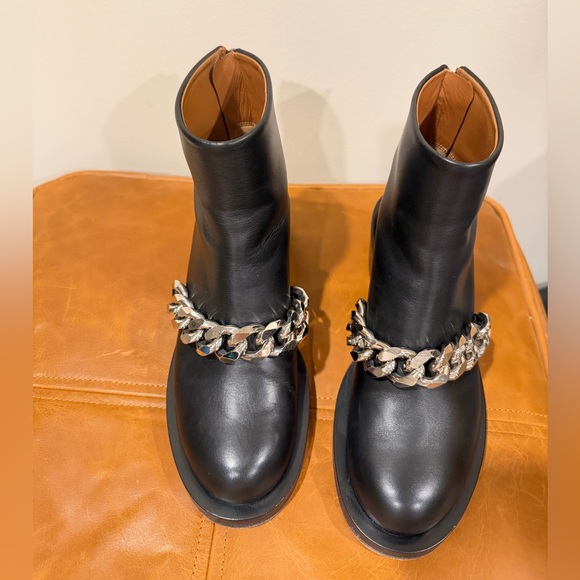 Givenchy Laura Silver Chain boots - Picture 3 of 10